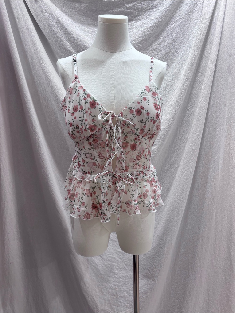 Hollister Chiffon Ruffle Cami White Pink Green Floral Self Tie Size Large NWT